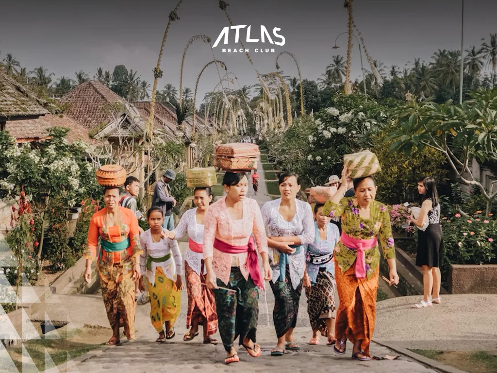 Bali's Cultural Sensibilities what to wear in bali
