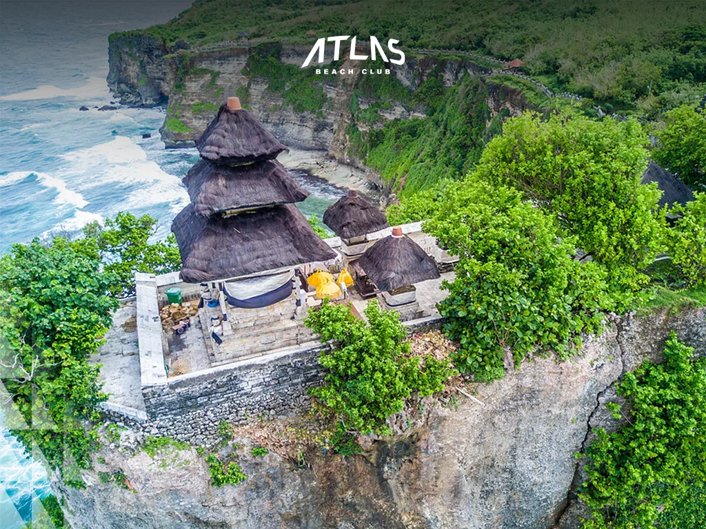 cliff edge overlooking the ocean, cultural heritage, and natural beauty, bumble date in bali